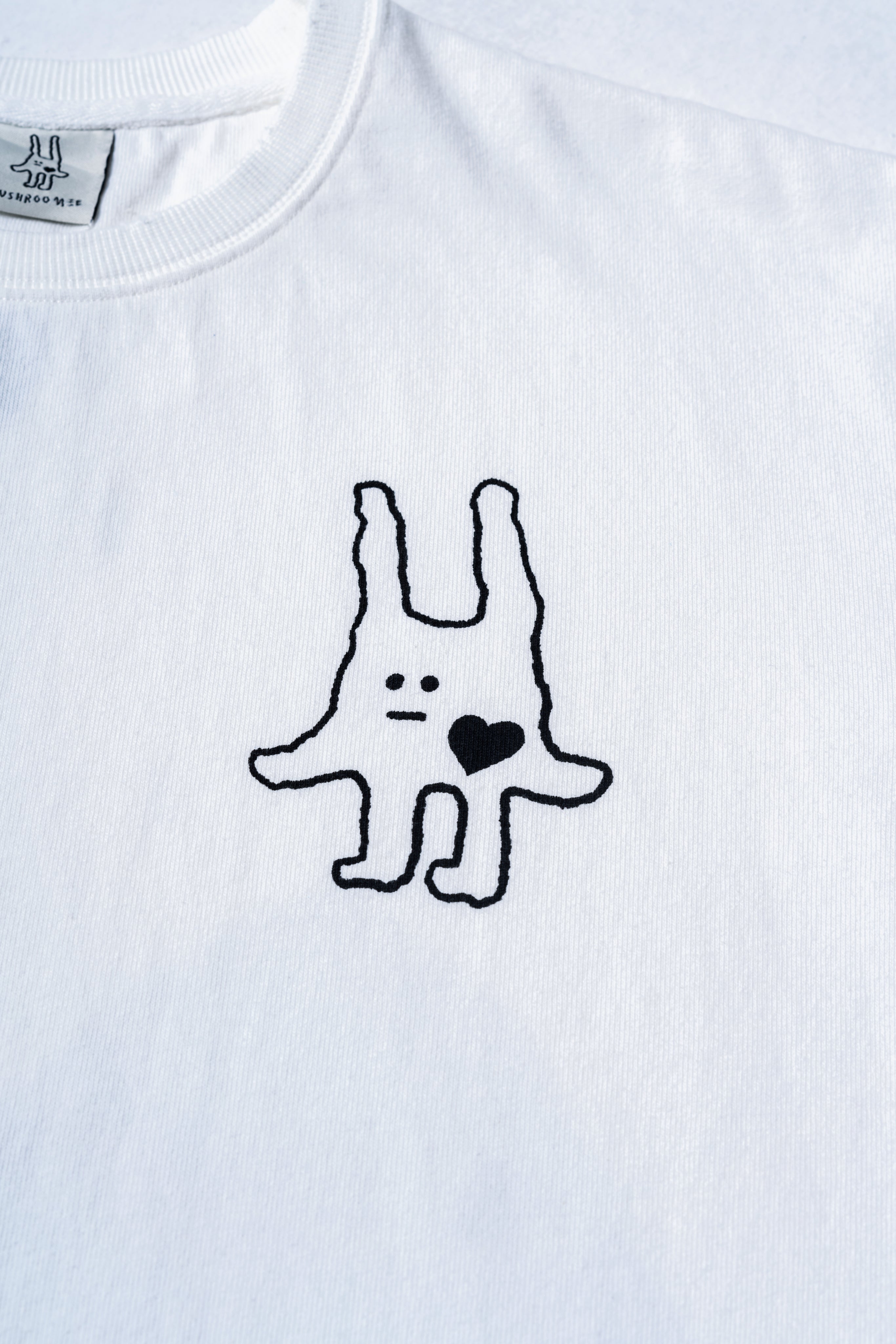 ‘SHELTER THE FROG’ TEE IN WHITE
