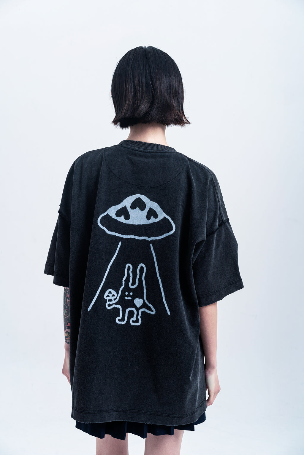 'NICE TO MEET YOU' BLACK TEE