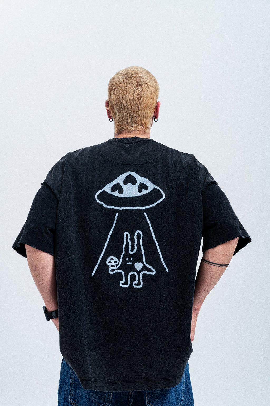 'NICE TO MEET YOU' BLACK TEE